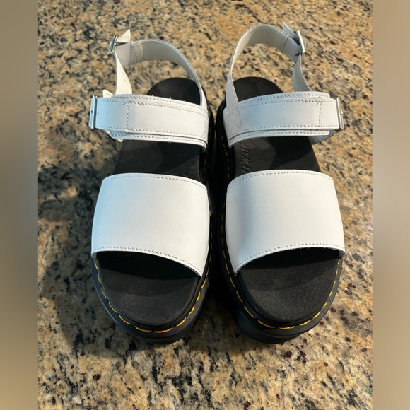 NWOT Dr. Martens Women's Voss Quad Platform Sandals White Size 11 Shoes - Picture 3 of 8